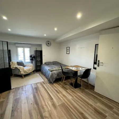 Joli En Rez-de-chaussee Appartement